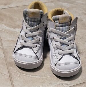 Nike Kids' White and Gray Sneakers